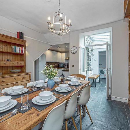 Villa Character Townhouse In Town Centre & Superb Views Dolgellau Exterior foto