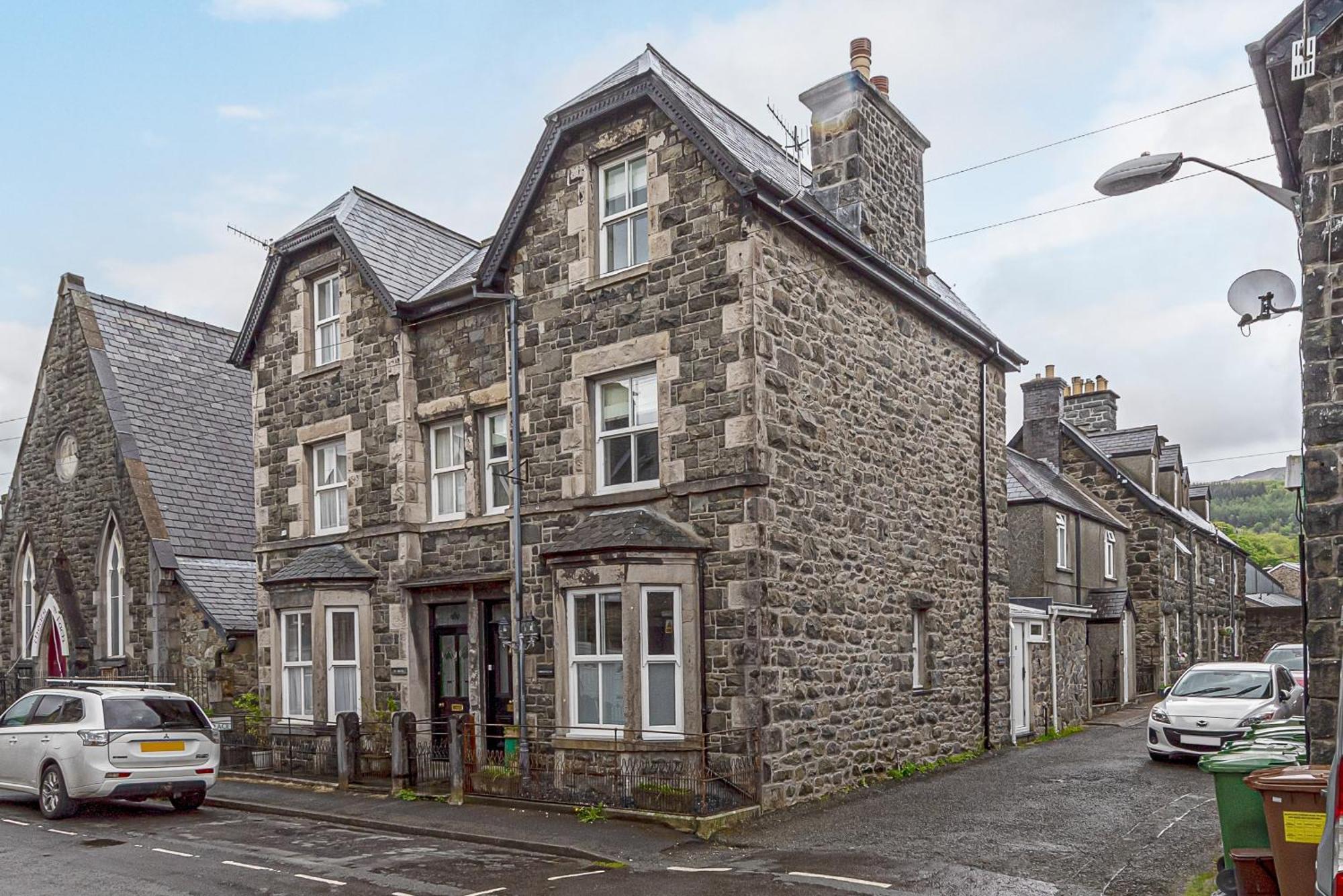 Villa Character Townhouse In Town Centre & Superb Views Dolgellau Exterior foto